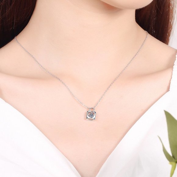 Certified 1/3 ct. t.w. Diamond Moissanite Dancing Heart Lock Necklace NEW - Picture 6 of 9